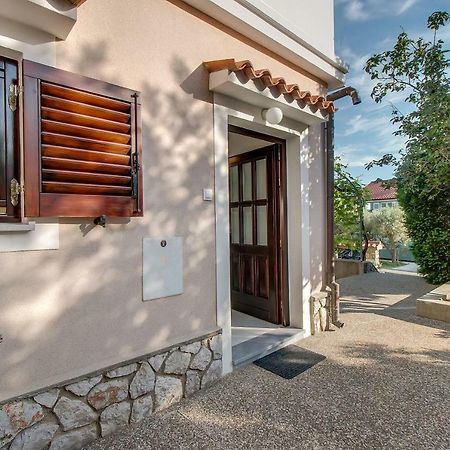 Apartment Simona Mali Losinj Luaran gambar