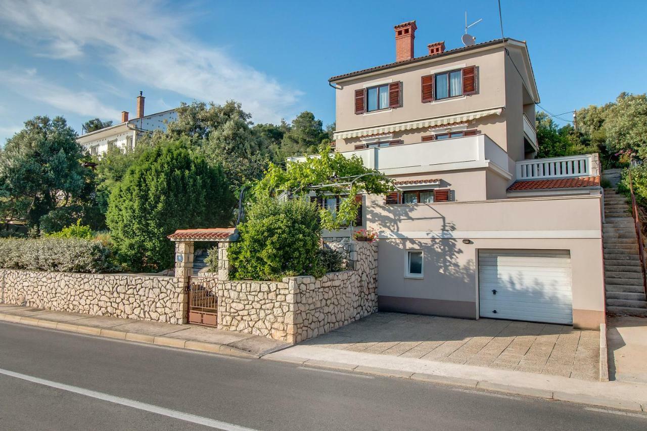 Apartment Simona Mali Losinj Luaran gambar